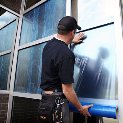 Goede prijs. Heldere PE-beschermfolie zonder residu met een breedte van 1240 mm en UV-gestabiliseerd voor bescherming van het glasspiegeloppervlak online